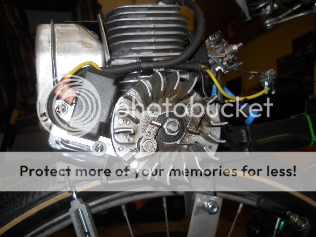 Pics and Video of My first chainsaw engine powered bike! Motorized