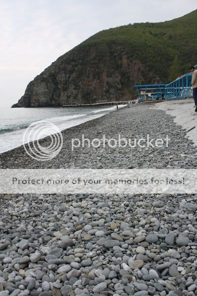 Жесткая черноморская галька